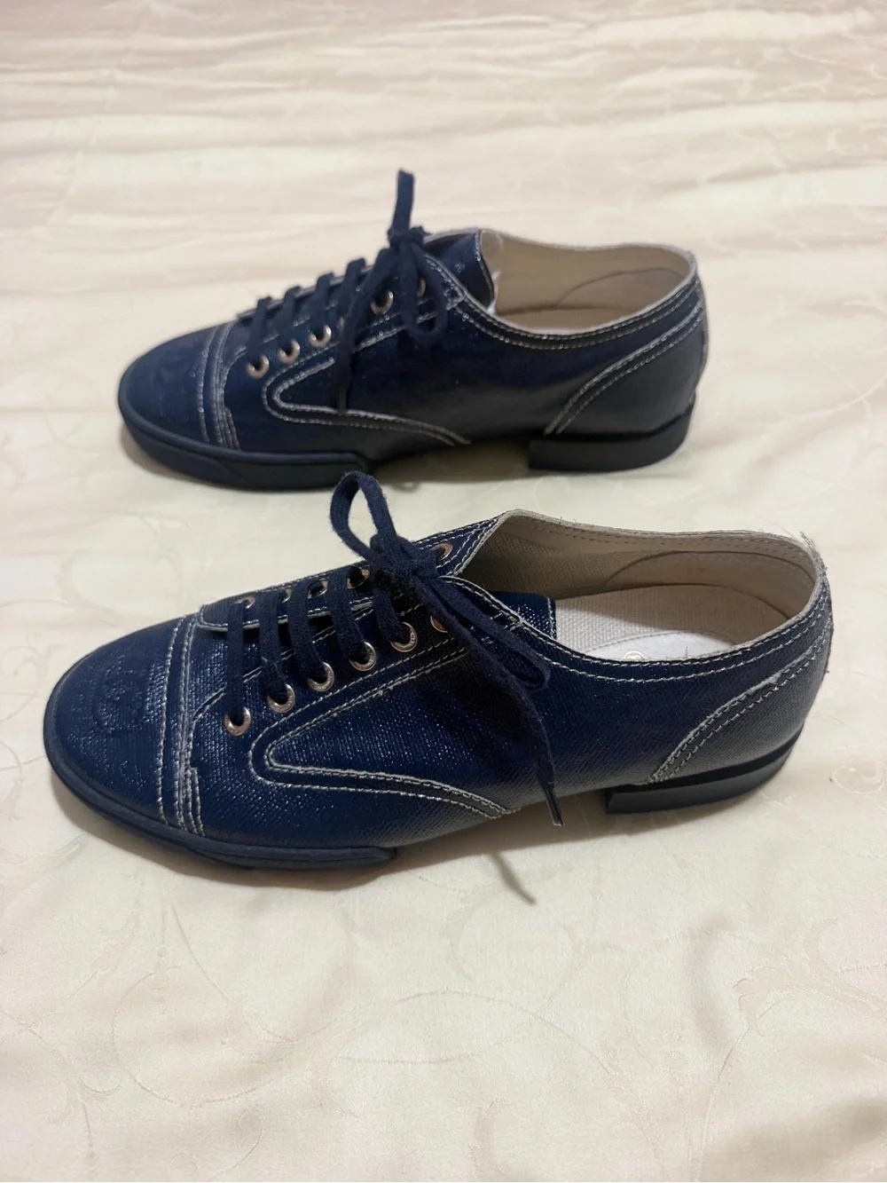 CHANEL classic canvas